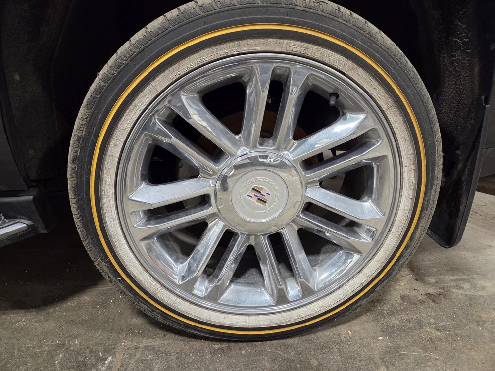 Used Blind Spot Detection System Warning Control Module fits: 2015 Cadillac Esca