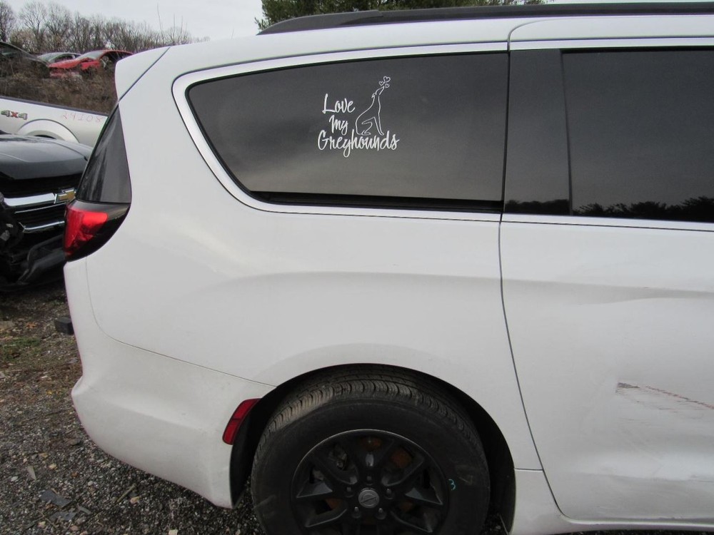 PACIFICA 2022 Glove Box 1016838