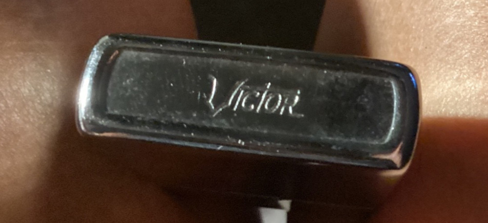 Snakeskin Victor Lighter