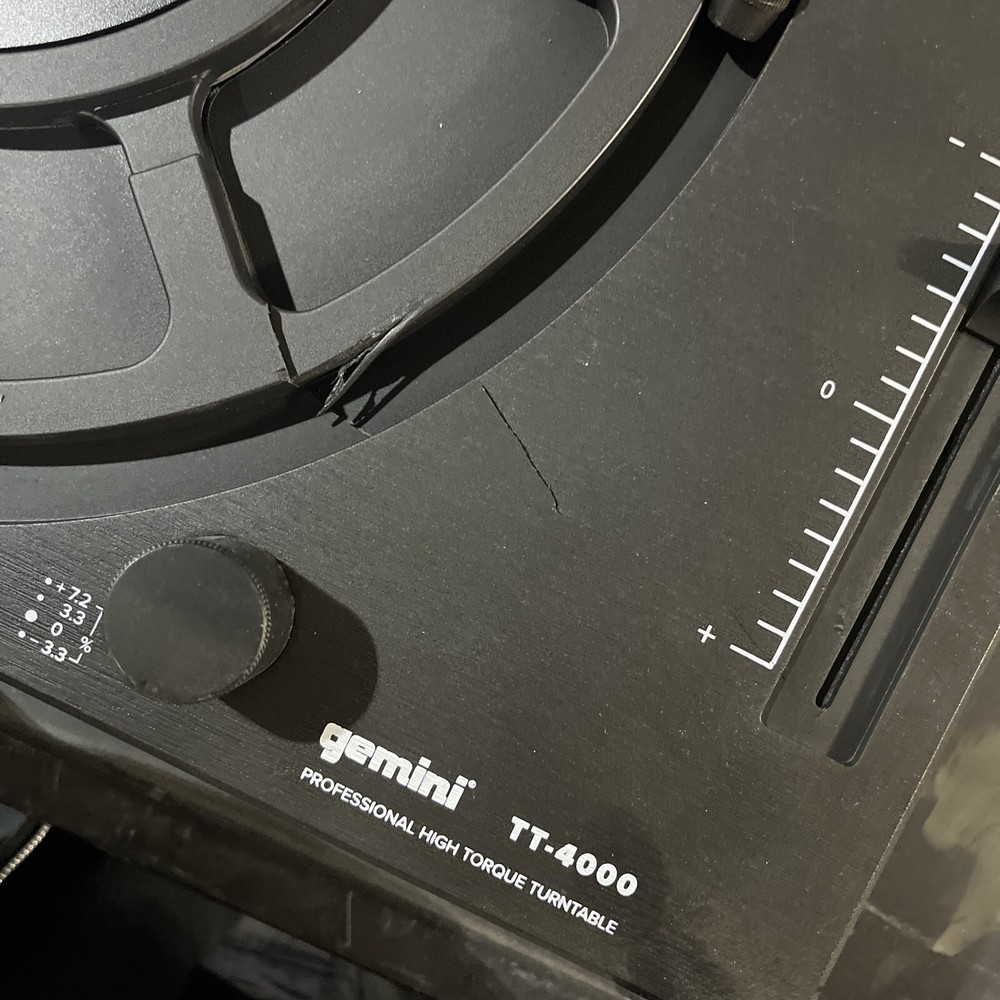 GEMINI TT-4000 DIRECT DRIVE PROFESSIONAL DJ TURNTABLE