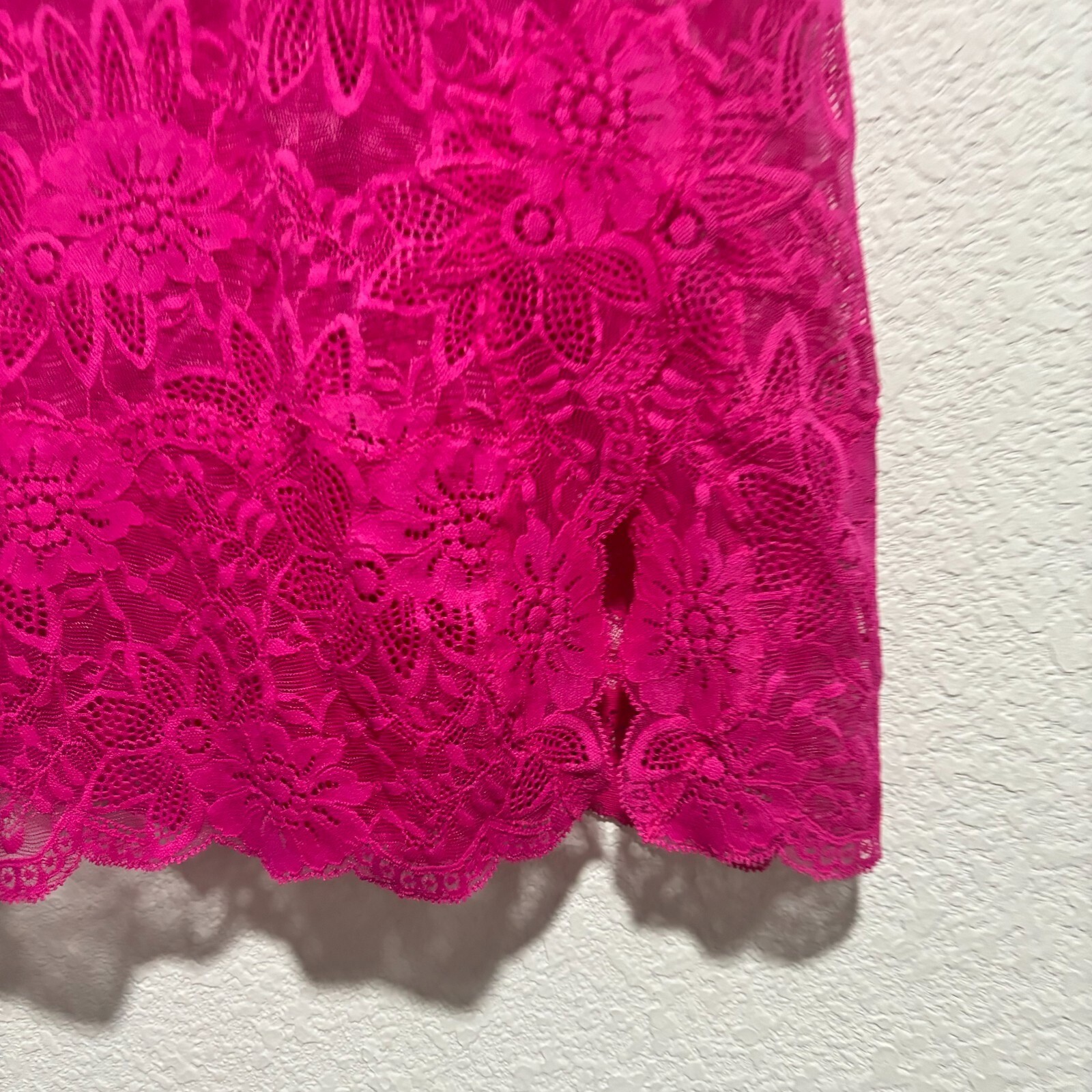 Victoria's Secret Hot Pink Floral Lace Underwire Chemise Slip Dress 34C Y2K