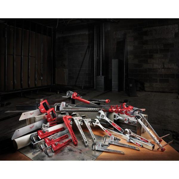 MILWAUKEE 6 In. & 10 In. Adjus