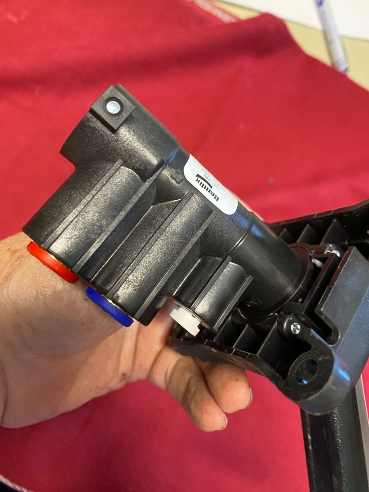 BENDIX SWITCH TRAILER HAND BRAKE ,VALVE TCS-9000, 4071711C2