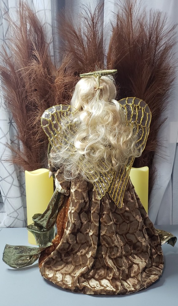 DanDee Collector's Porcelain Doll