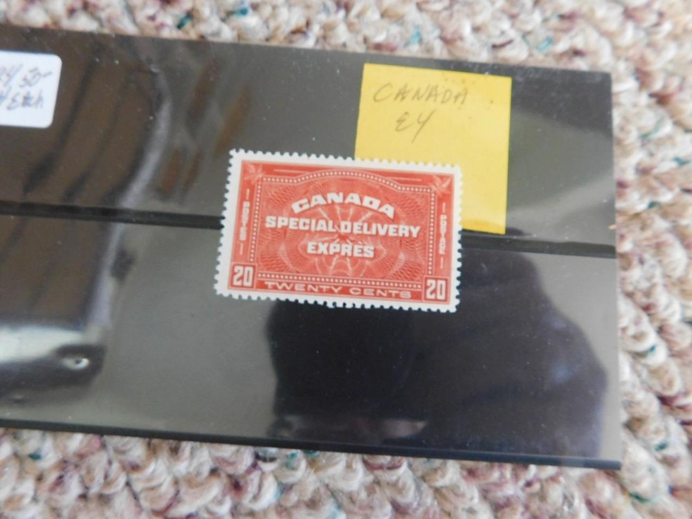 CANADA, SPECIAL DELIVERY, SCOTT# E4 MINT LIGHT HINGE