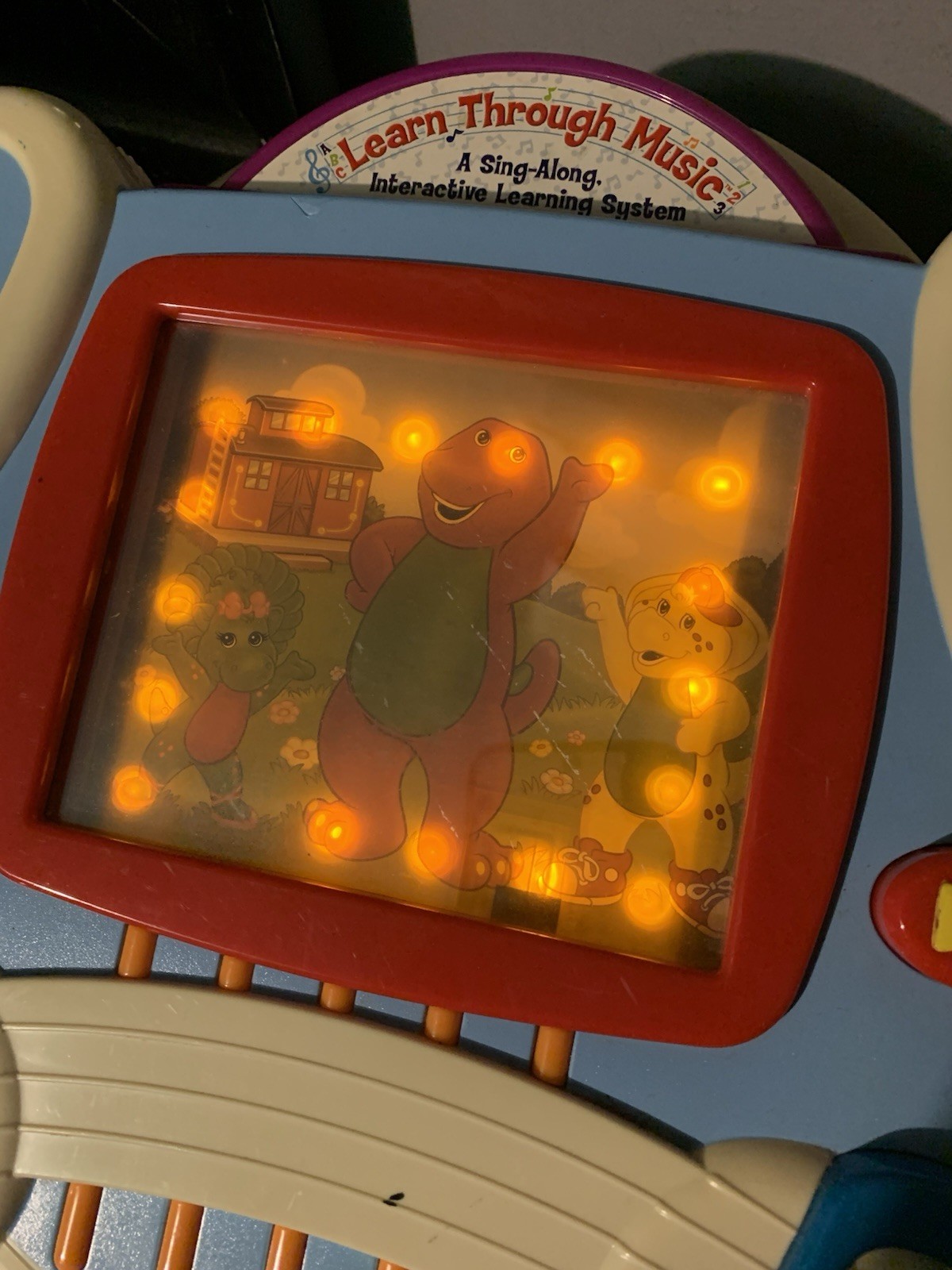 2002 Fisher Price Mattel Learn Through Music Interactive System W 8 Cartridges