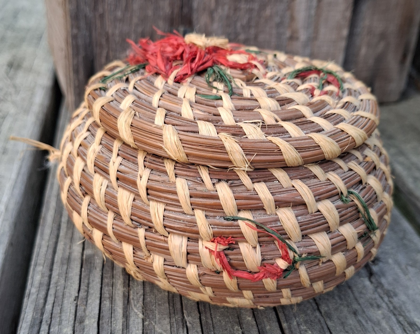 Authentic Vintage Koasati Coushatta Handmade Pine Needle Basket