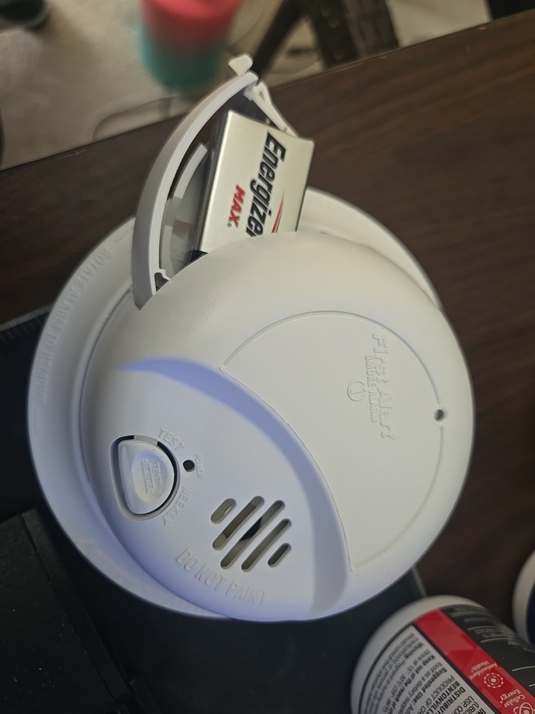 BRK First Alert 9120B Smoke Detector