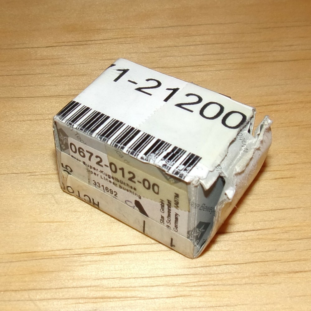 STAR 12mm Closed Type Super Linear Bushing 0672-012-00