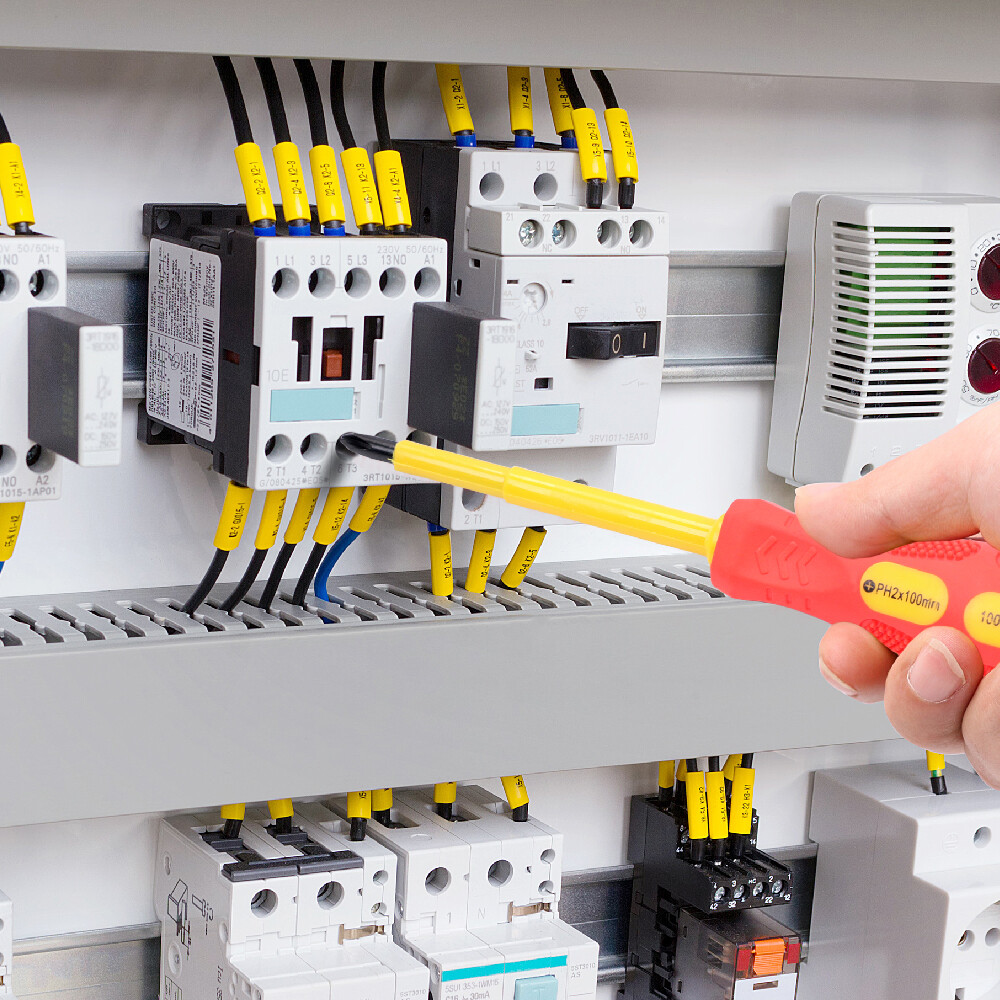 8pc Electrician's Insulated Magnetic Electrical Hand Screwdriver Tool Set & Case