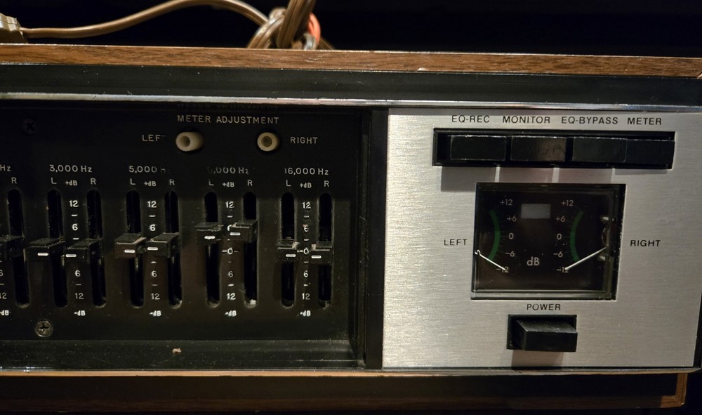 ADC Model 300 Equalizer
