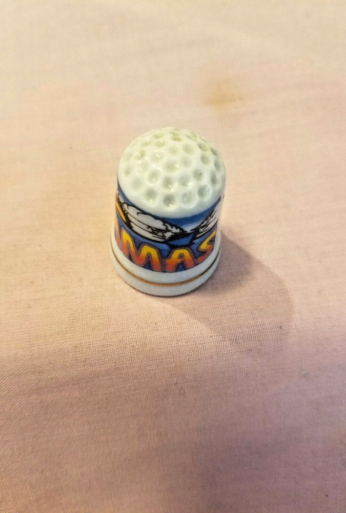 FINE PORCELAIN THE BAHAMAS THIMBLE