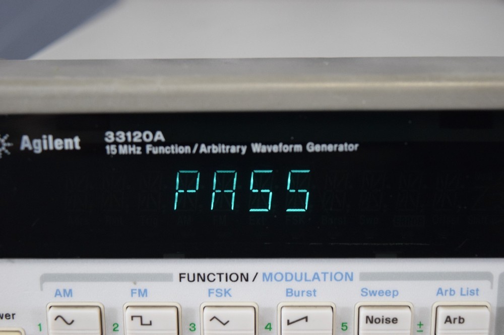 Agilent 33120A Function/Arbitrary Waveform Generator 15MHz