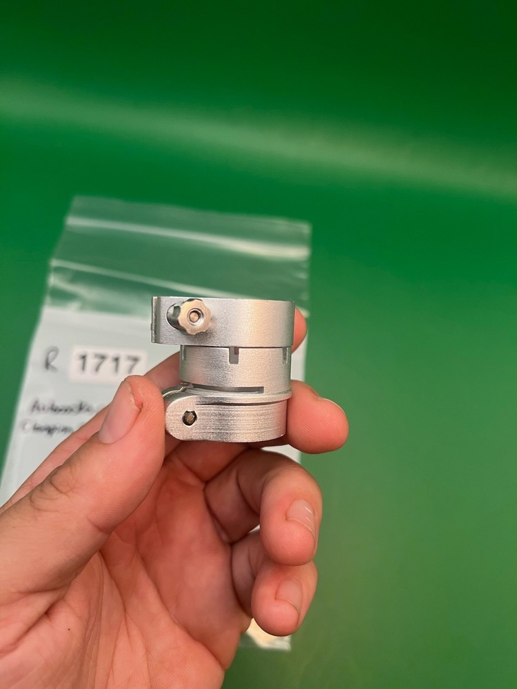 Autococker Clamping Feedneck