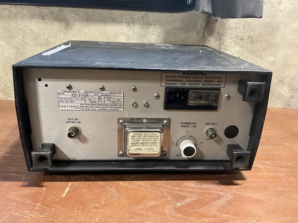 WAVETEK 20 MHZ PULSE FUNCTION GENERATOR MODEL 145 POWERS ON