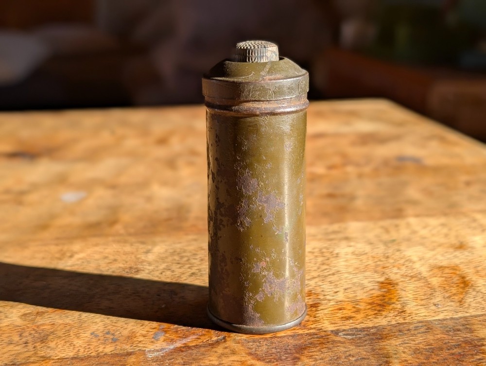 WW1 ERA US Army Sewing Kit Thread Thimble needle holder antique millitary