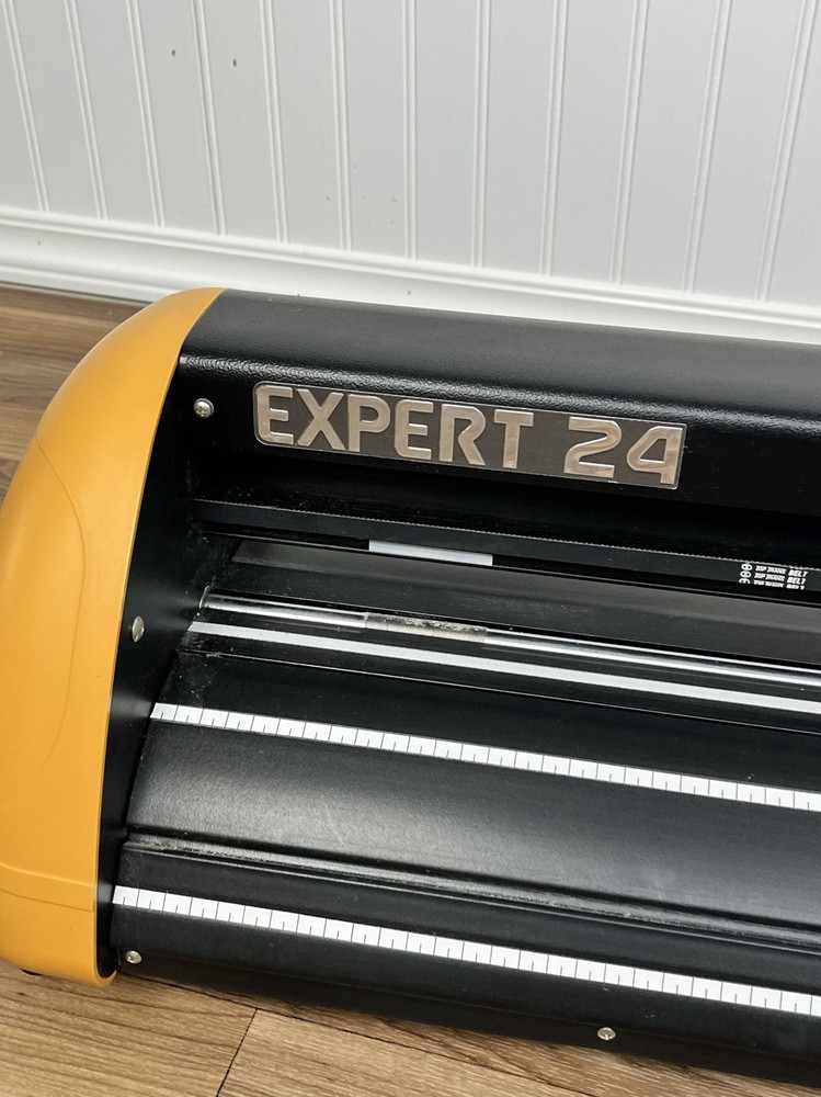 GCC Expert II 24" Vinyl Cutter Plotter Machine (Machine & power cord only)