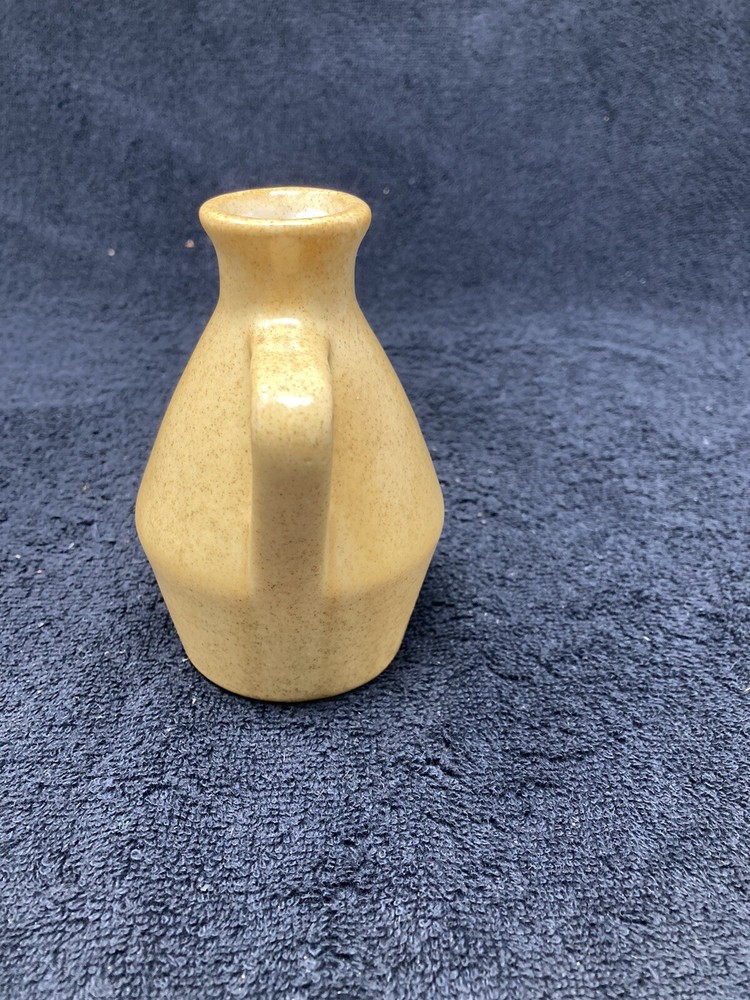 Ceramic 4 inch leaf pattern jug/ cruet