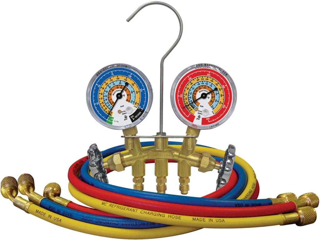 Mastercool 33561 - R600a, R290, R134a 2-Way Brass Manifold Gauge Set