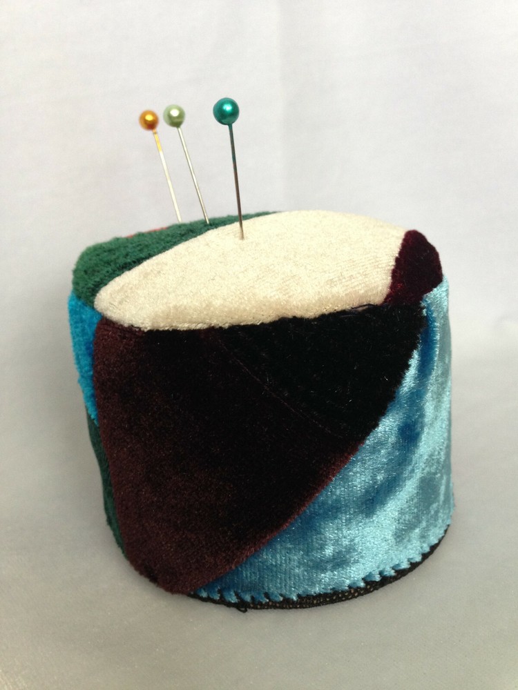 Pin cushion Homemade patchwork in gift box