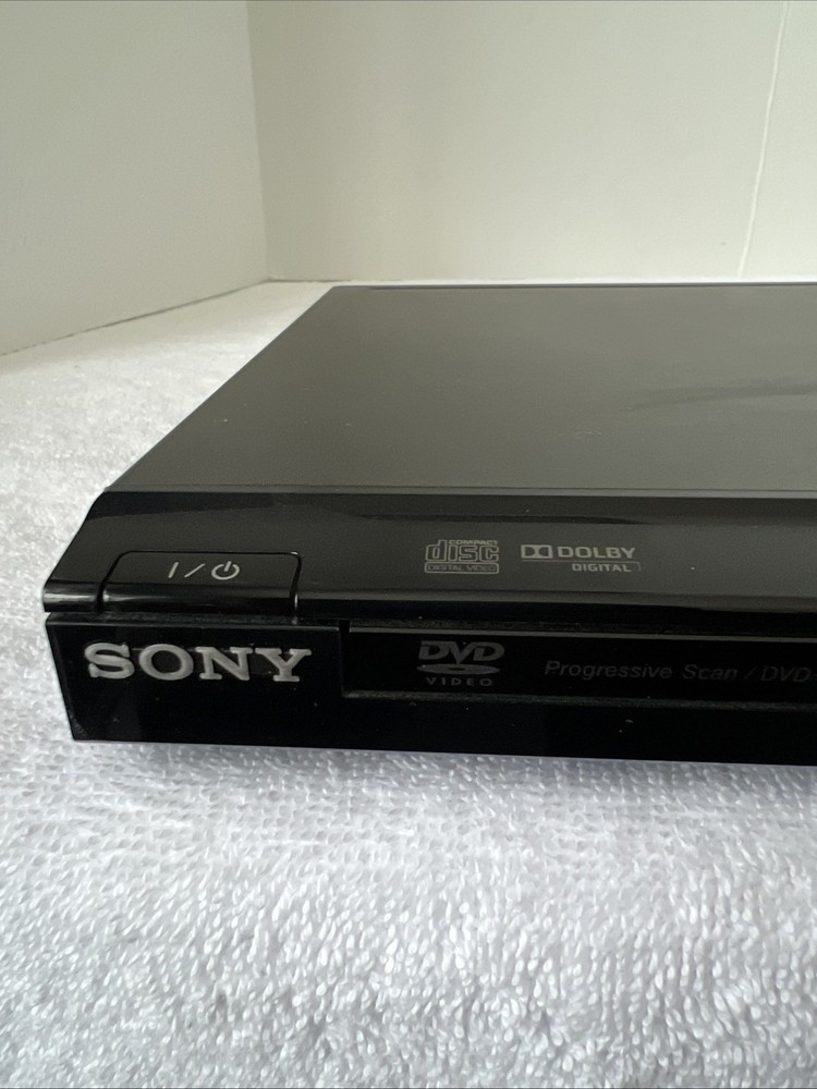Sony Progressive Scan DVD CD Player DVP-SR200P Dolby Digital