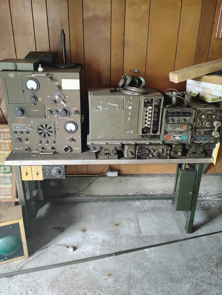 Military Radio Transciever package Table (sh)