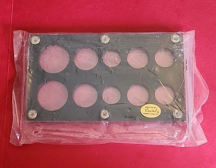 Capitol Holder - No Date - New In Plastic