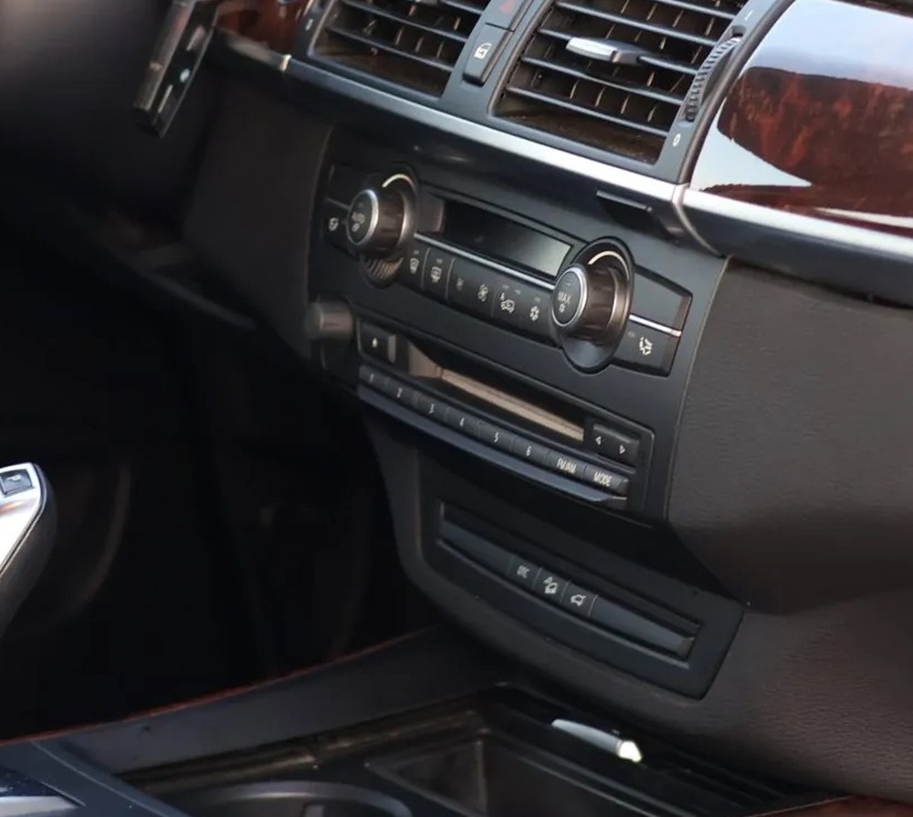 Center Console Rear Trunk Tailgate Open Switch Button Cap For BMW X5 X6 E70 E71