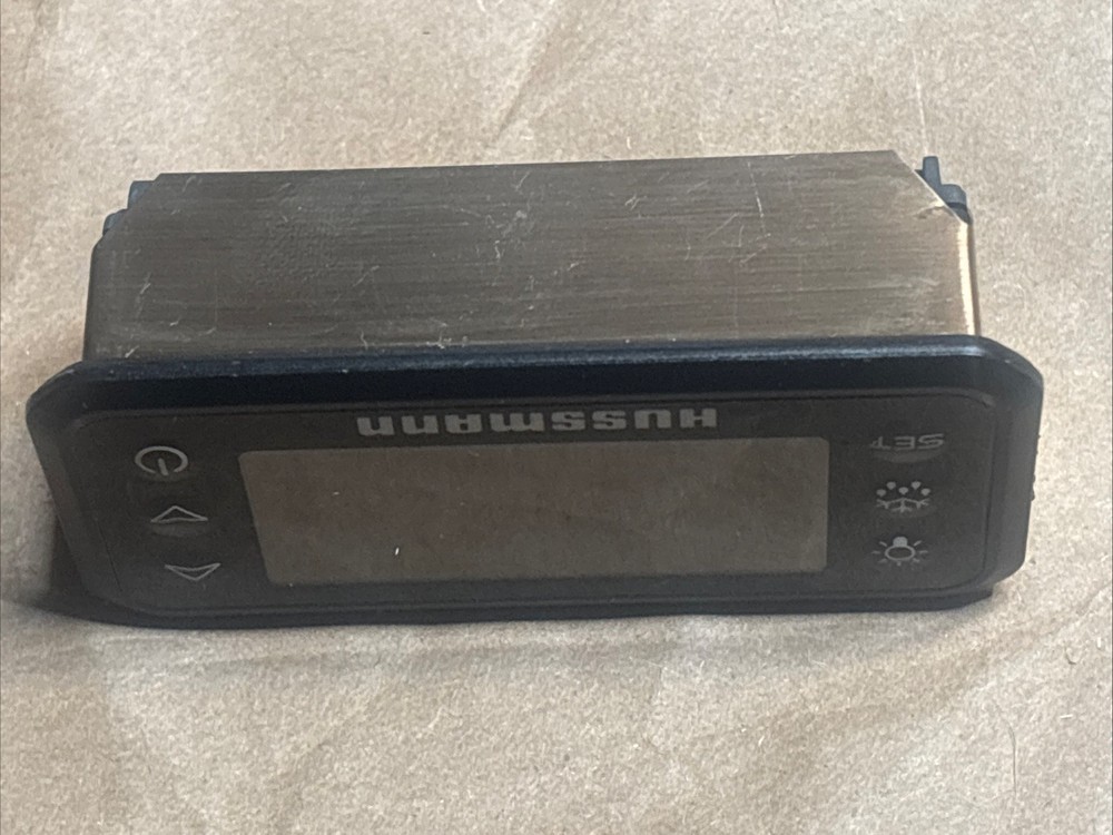 Hussmann 3088264 Dixell IPCH660 CoreLink Small Display Module – Clean Working