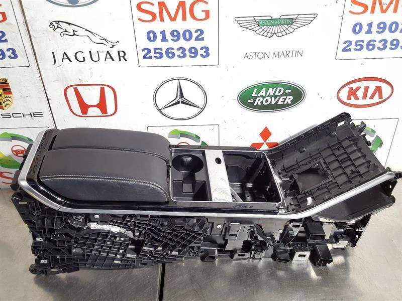 RANGE ROVER VELAR L560 CENTRE CONSOLE