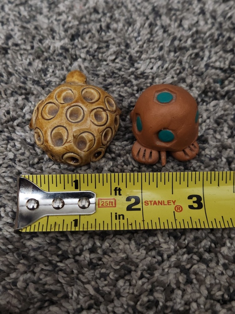 🐢 2 Small Turtle Figurine Ceramic Clay Hand Hade 🐢
