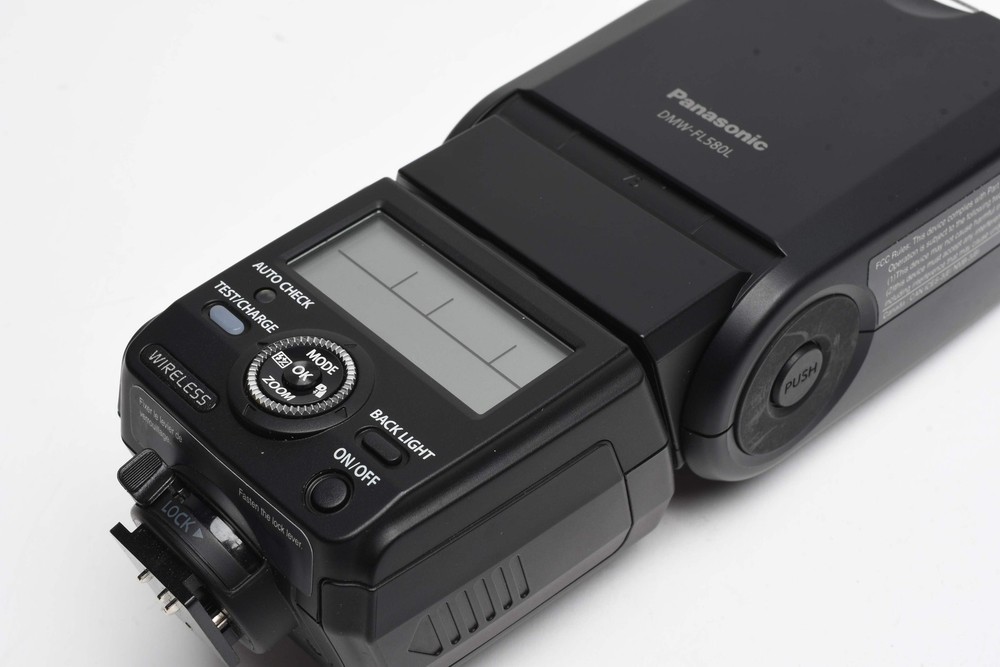 Panasonic Lumix DMW-FL580L Flash w/Diffuser, Filter & Pouch, Mint-