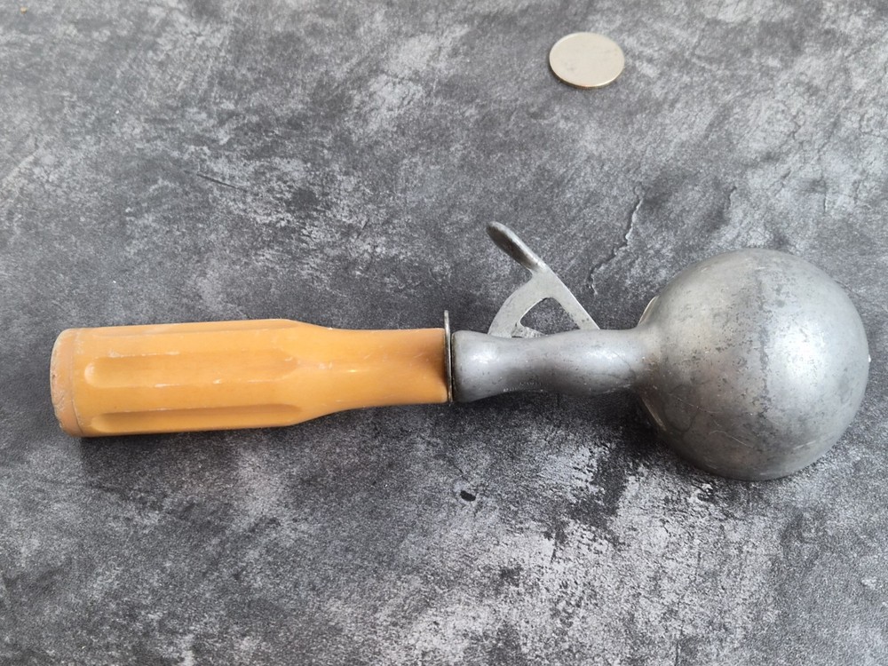 Vintage Progressus Stainless Ice Cream Scooper with Orange BAKELITE Handle