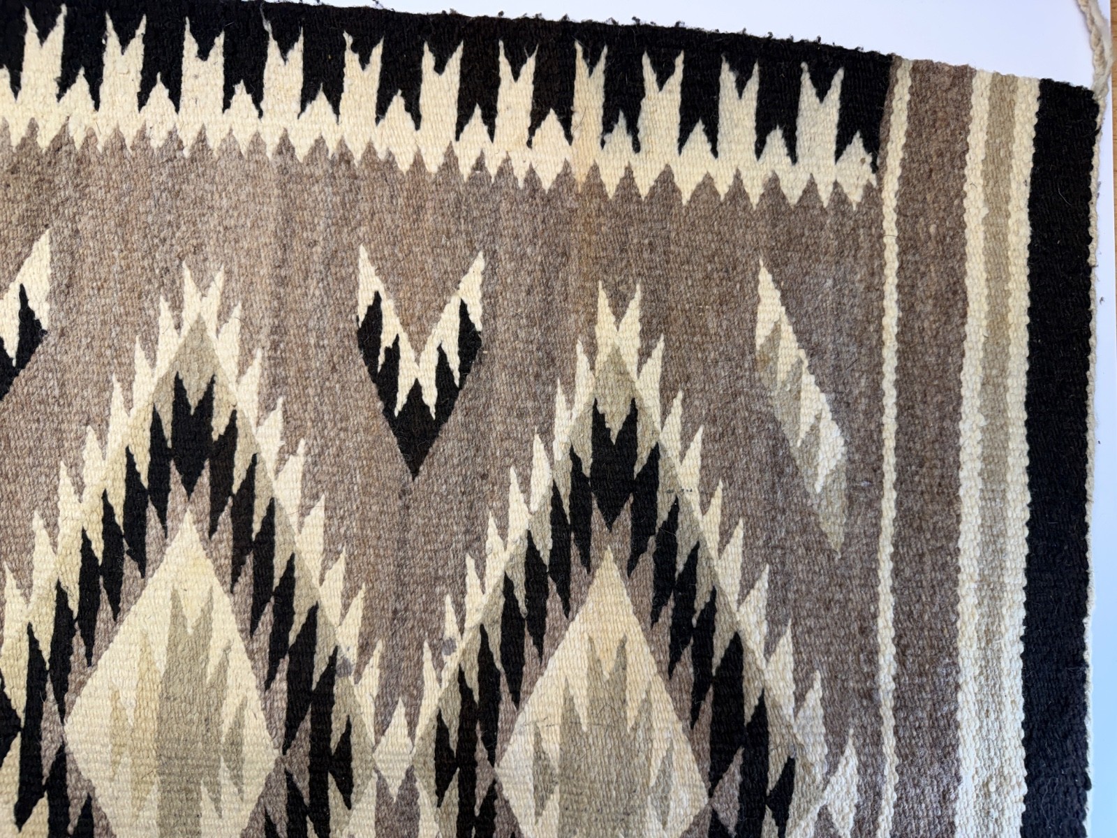 ATQ Navajo Rug Native American Indian Teec Nos Pos Klagetoh WEAVING 46x30"