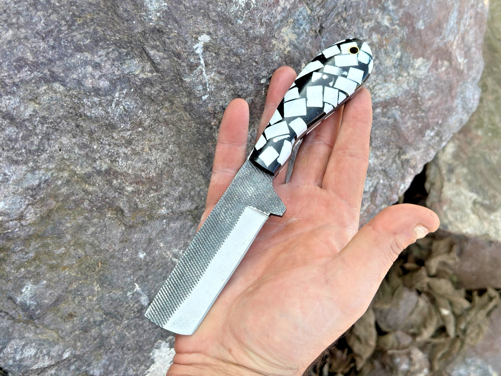 HAND FORGED RAIL ROAD BULL CUTTER/COWBOY KNIFE & RISEN HANDLE AH DAMASCUS-1234