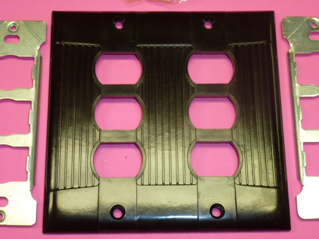 NOS! EAGLE INTERCHANGE 2-GANG BROWN RIBBED BAKELITE WALL PLATE, HORIZONTAL, 956