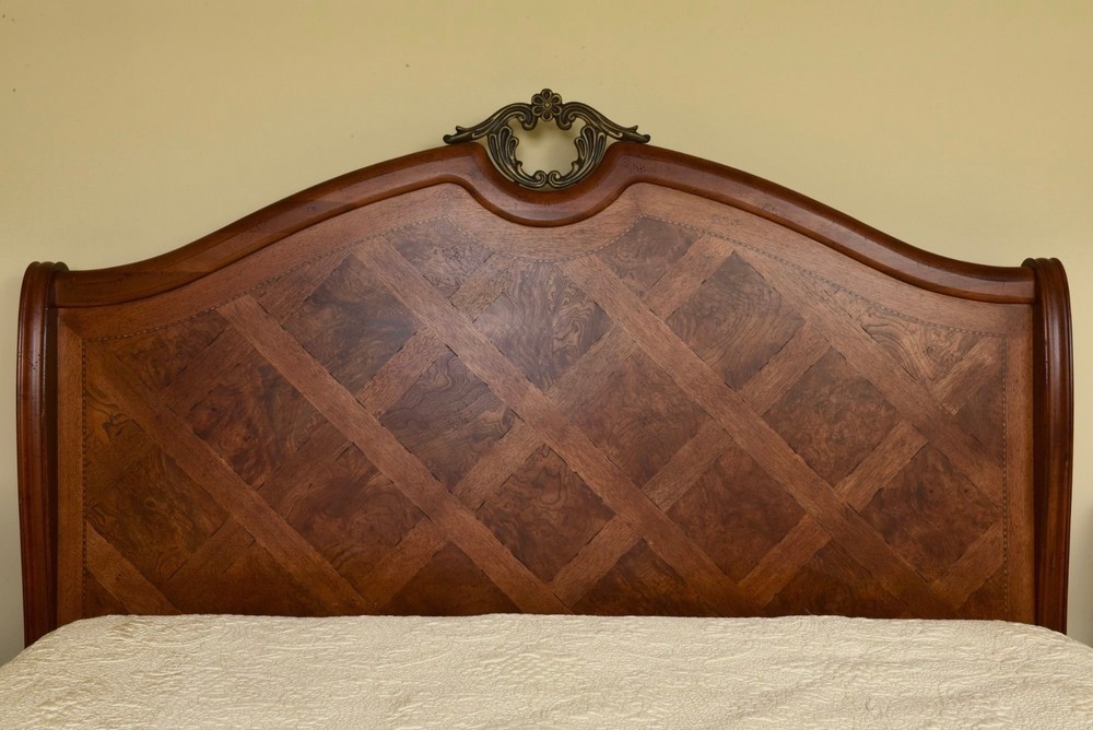 Thomasville British Gentry Master King Size Bed Frame.