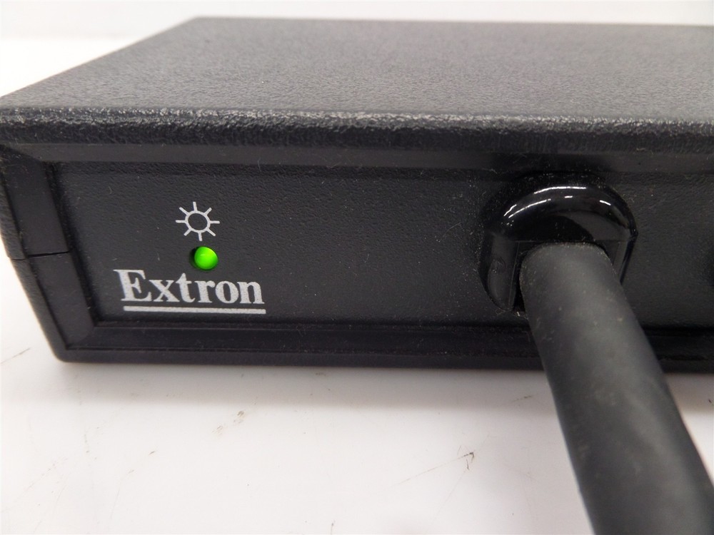 Extron P/2 DA2 Plus Dual Output VGA Distribution Amplifier