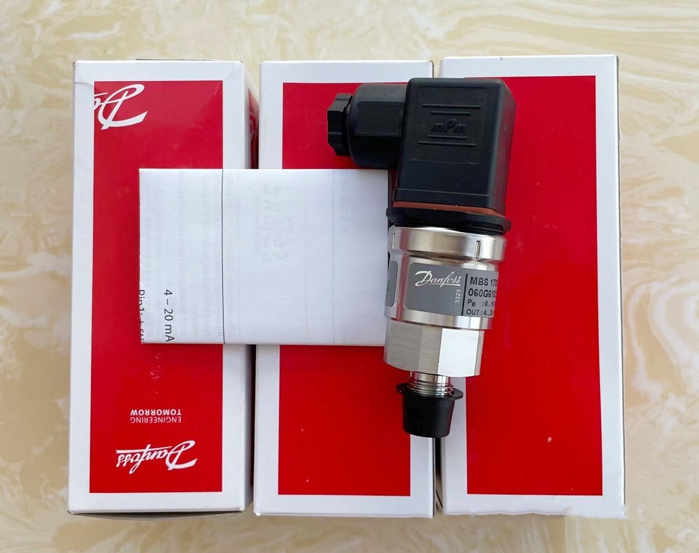 1PC Danfoss MBS1700 060G7636 Pressure Transmitter