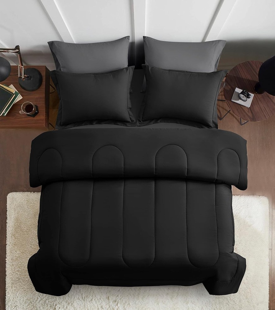 Down Comforter 7-Piece Bedding Set in Black