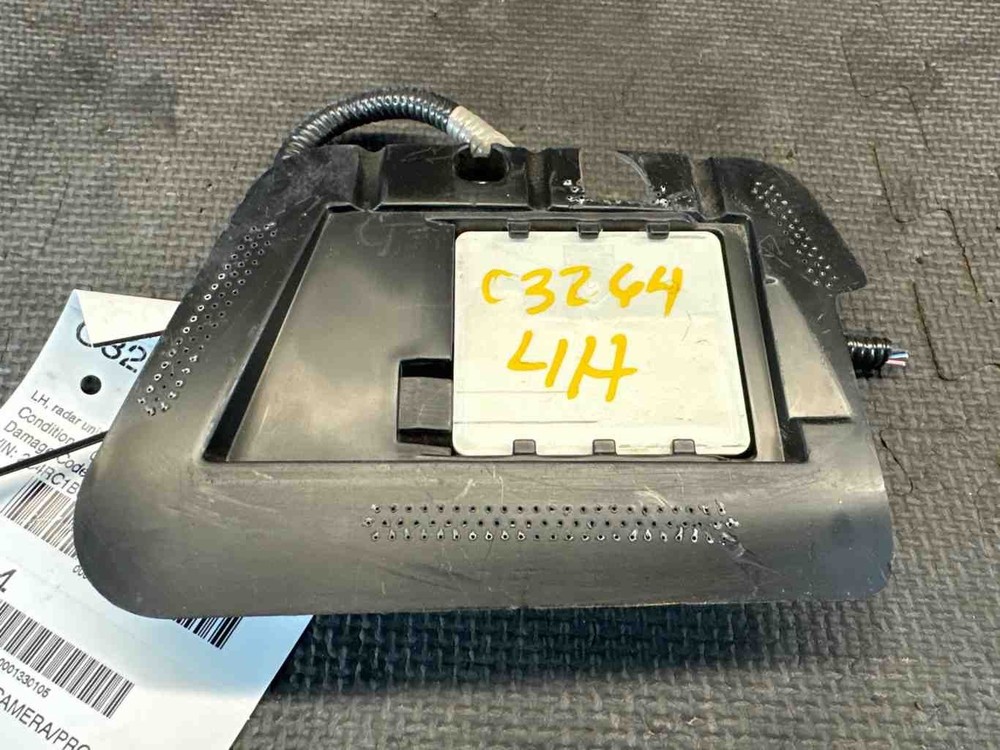 25 CHRYSLER PACIFICA Camera 68668931AA left radar unit mounted behind bumper