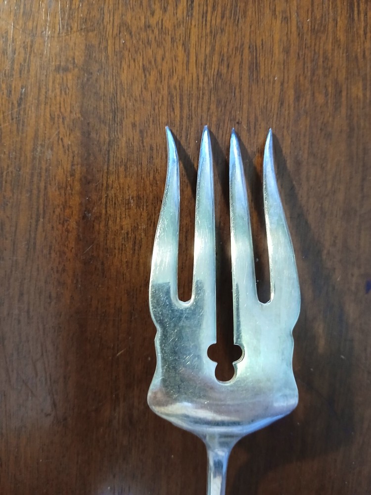 1847 Rogers Vesta pattern serving fork C1895 8.25" EUC