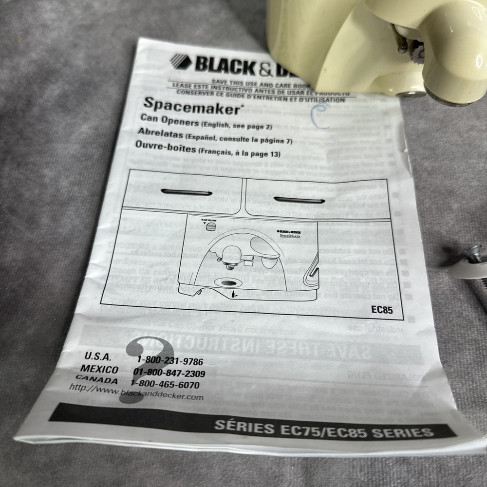 Black & Decker Spacemaker Can Opener EC75 Type 1 With Mounting Hardware Working