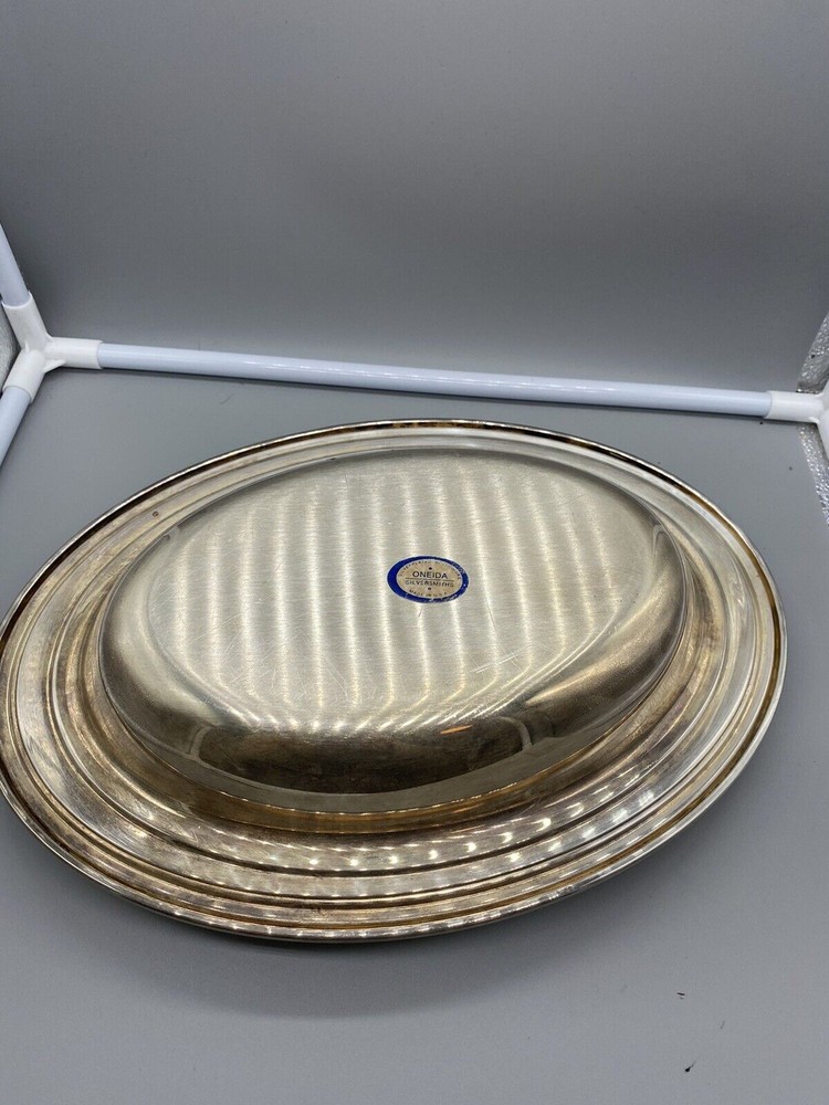 Oneida Silversmith Casserole Dish Lid Oval Ornate Silverplate Kitchen Serving