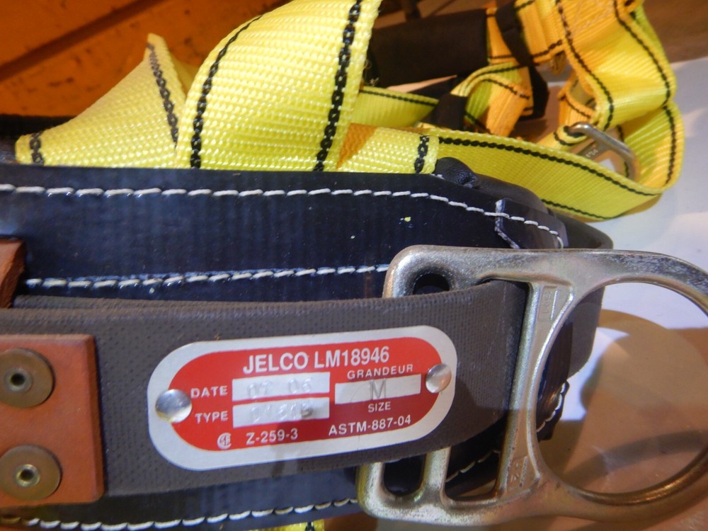 JELCO Medium Lineman D Ring Climbing Belt Climbing Harness LM18946