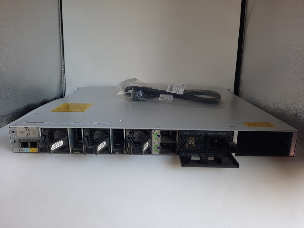 Cisco C9300-48P-A Catalyst 9300 Switch 48-port PoE+ Network Advantage