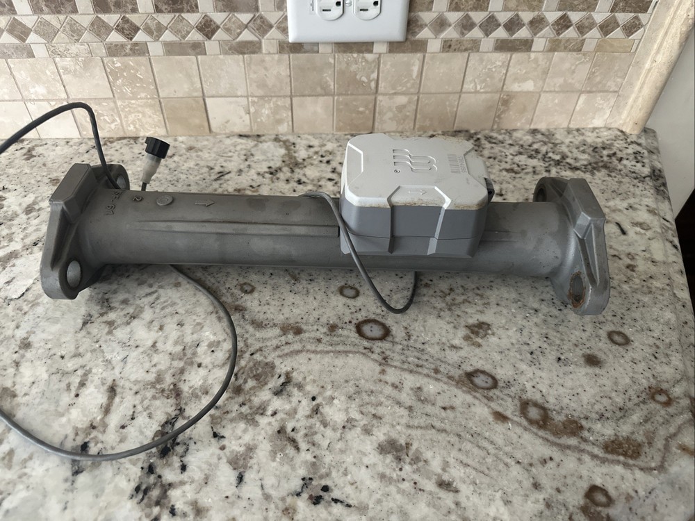 Badger Meter E-Series Ultrasonic 2'' Flow Rate Meter LCD