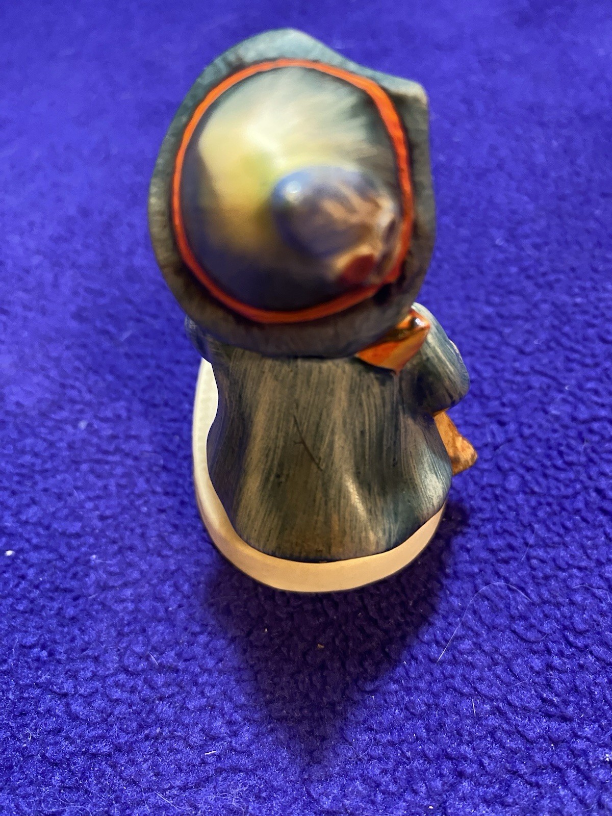 Hummel figurine Singing Lesson #63 - Read See Pictures Crown Mark TMK1