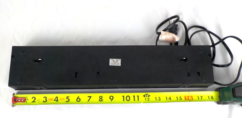 GE 18" Psychedelic Black Light Fluorescent Fixture & Bulb - Portable & Mountable