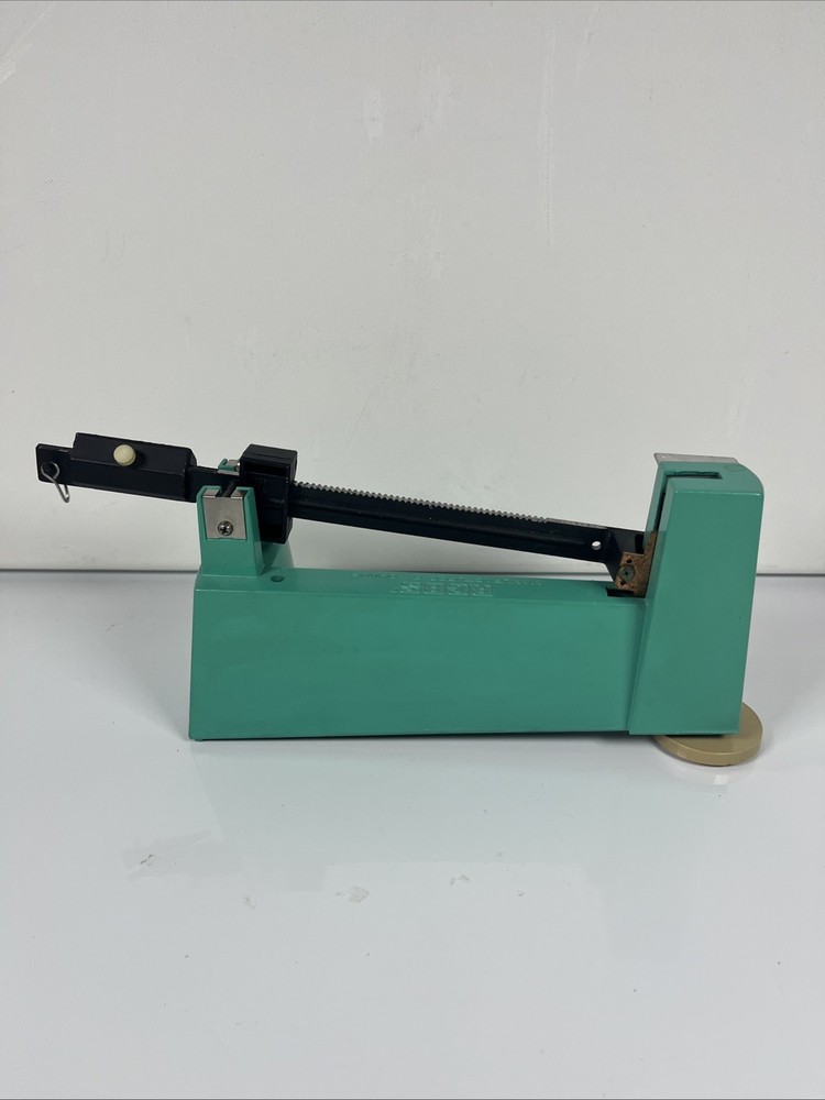 RCBS Model 5-10 09070 Reloading Powder Scale by Omark